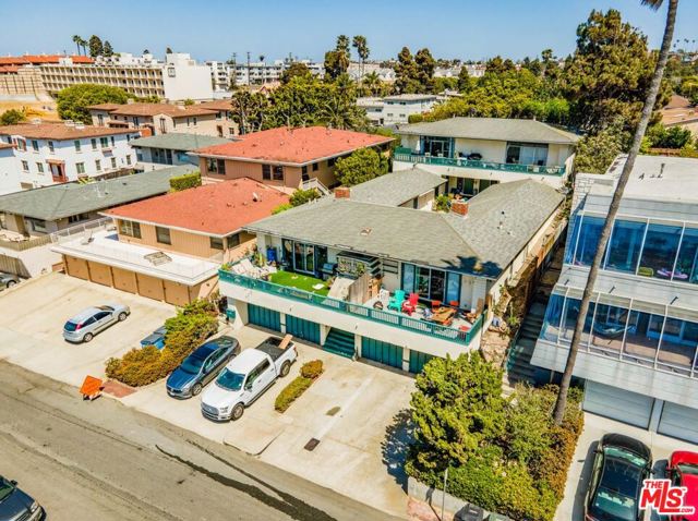 116 Palos Verdes Boulevard, Redondo Beach, California 90277, ,Residential Income,Sold,Palos Verdes,21734070