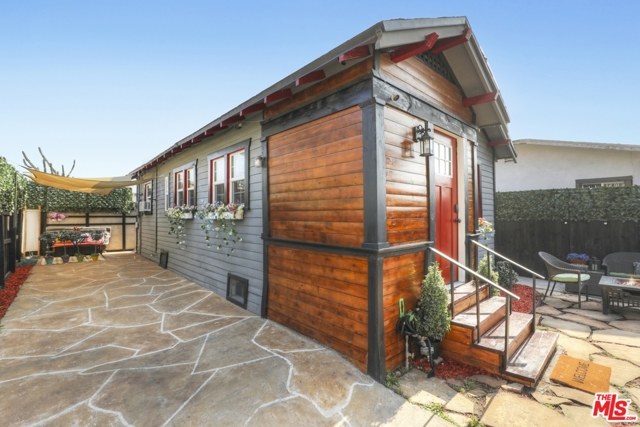 2 Bed Home for Sale in Los Angeles, California