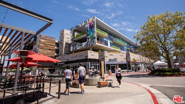 2 Bed Home for Sale in Playa Vista, California