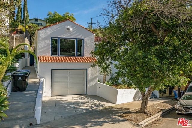 2 Bed Home for Sale in Los Angeles, California