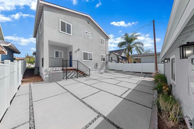 7 Bed Home for Sale in Los Angeles, California
