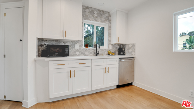 2 Bed Home for Sale in Los Angeles, California