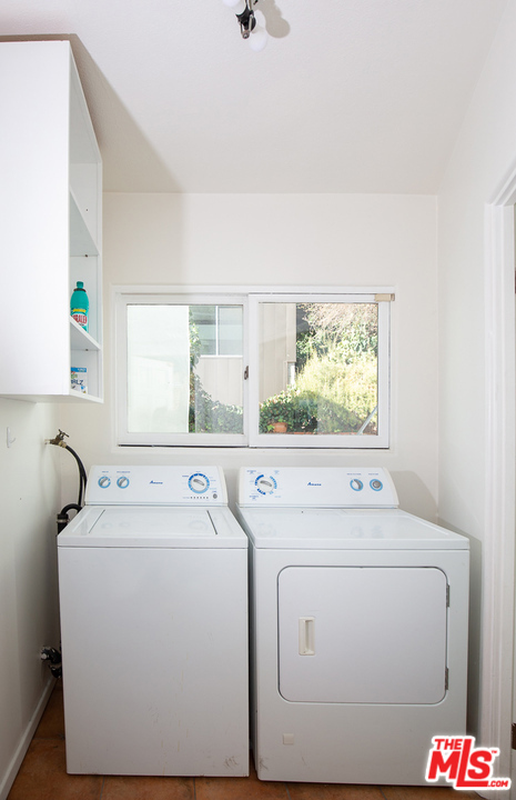 3 Bed Home for Sale in Los Angeles, California