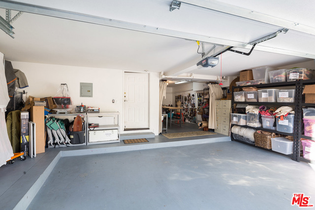 224 HELBERTA Avenue, Redondo Beach, California 90277, 3 Bedrooms Bedrooms, ,3 BathroomsBathrooms,Residential,Sold,HELBERTA,17261402