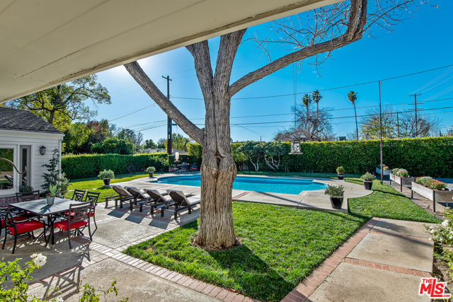 3 Bed Home for Sale in Van Nuys, California