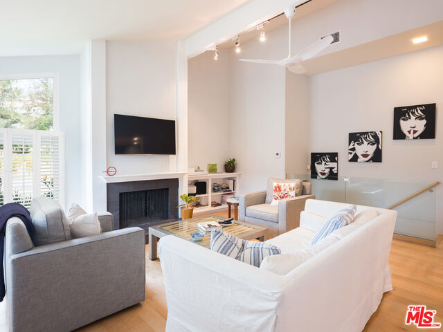 2 Bed Home for Sale in Pacific Palisades, California