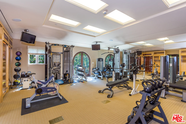 7 Bed Home for Sale in Beverly Hills, California