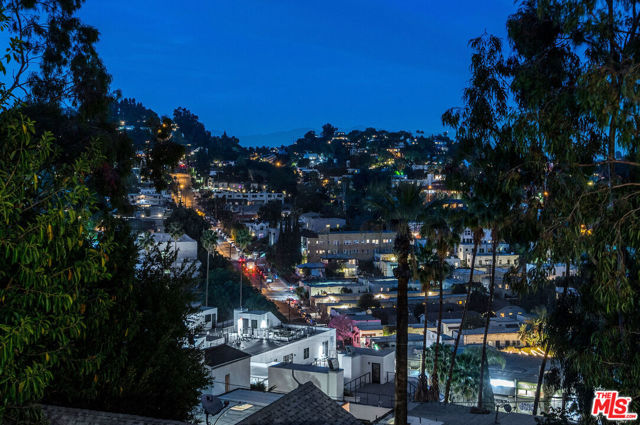 3 Bed Home for Sale in Los Angeles, California