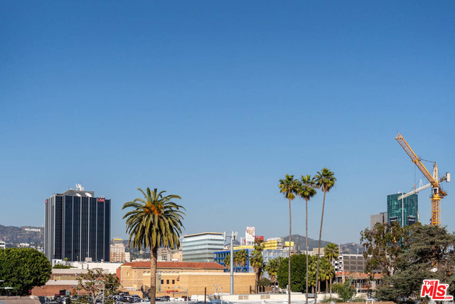 2 Bed Home for Sale in Los Angeles, California