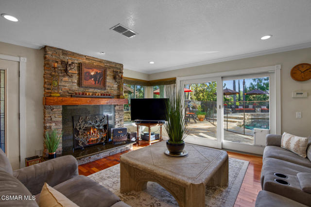 5 Bed Home for Sale in Newbury Park, California