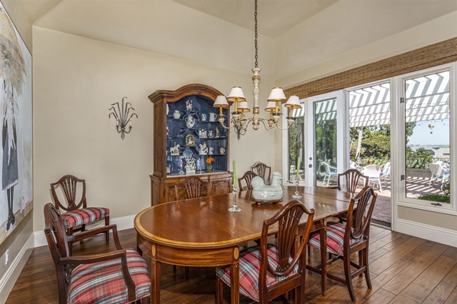 5102 Triple Crown Row