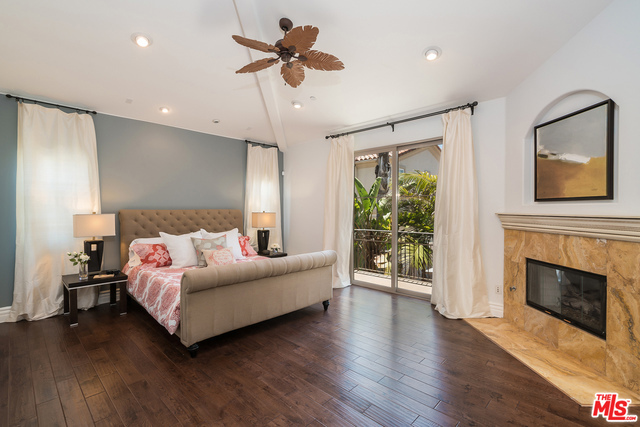 1908 CURTIS Avenue, Redondo Beach, California 90278, 4 Bedrooms Bedrooms, ,3 BathroomsBathrooms,Residential,Sold,CURTIS,17248288