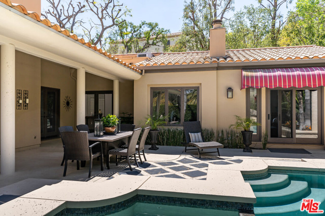 5 Bed Home for Sale in Calabasas, California