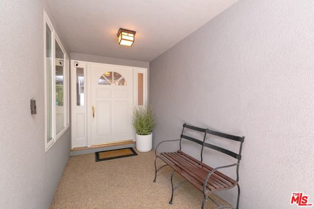 3 Bed Home for Sale in Studio City, California