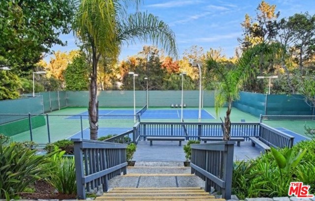 Steps to Tennis Courts