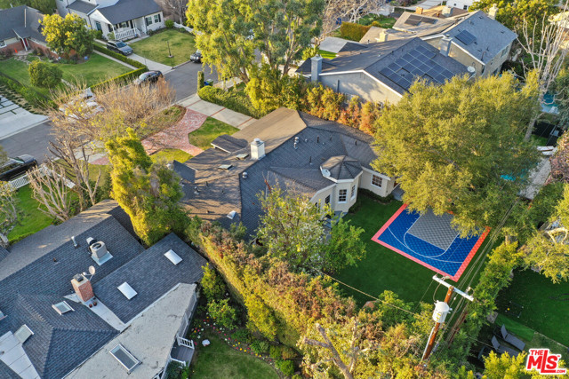 4 Bed Home for Sale in Valley Village, California