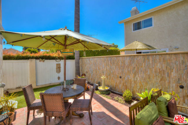 2212 BATAAN Road, Redondo Beach, California 90278, 4 Bedrooms Bedrooms, ,2 BathroomsBathrooms,Residential,Sold,BATAAN,20592460