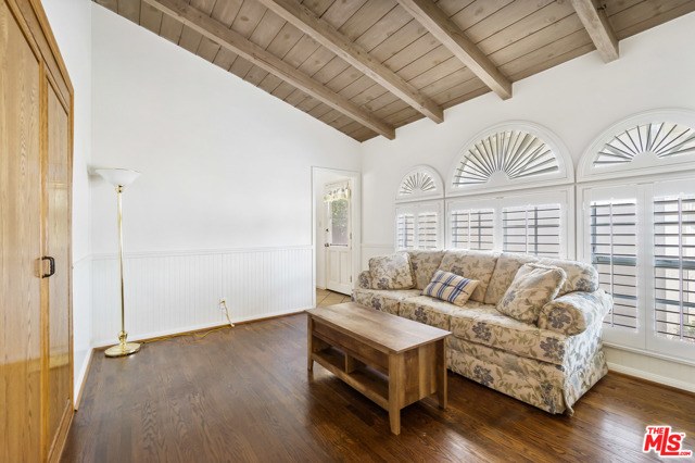 4 Bed Home for Sale in Granada Hills, California