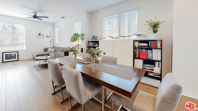 2 Bed Home for Sale in Van Nuys, California