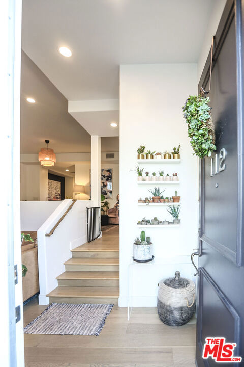 3 Bed Home for Sale in Studio City, California