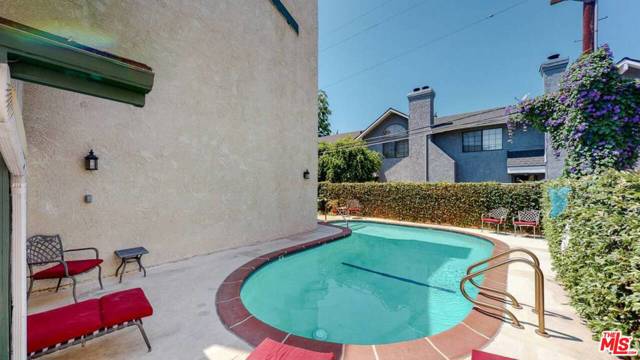 3 Bed Home for Sale in Studio City, California