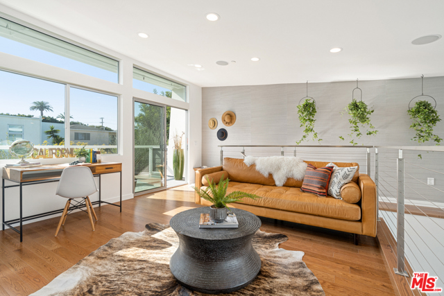 2 Bed Home for Sale in Santa Monica, California