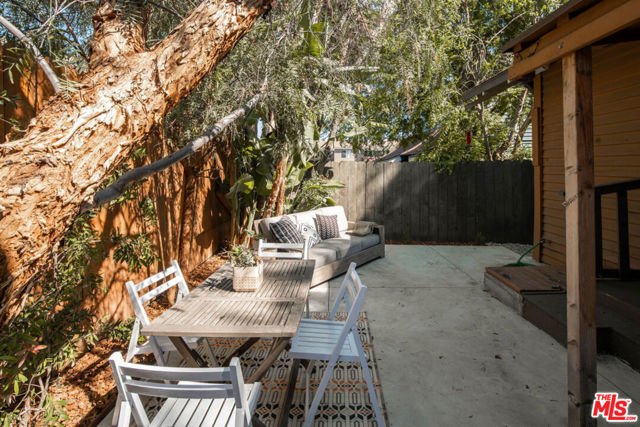 2 Bed Home for Sale in Los Angeles, California