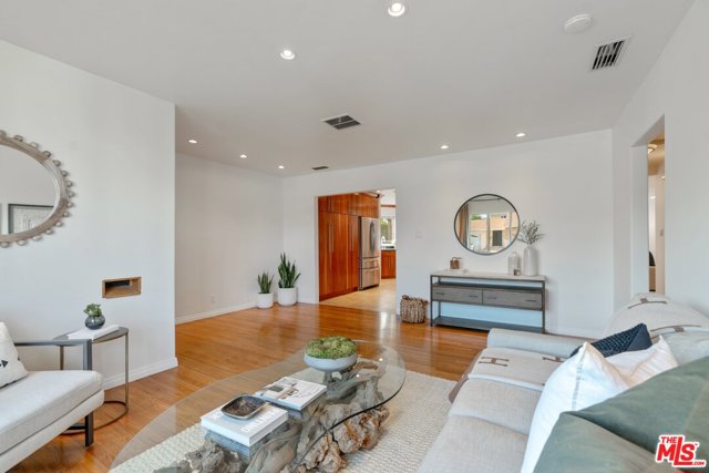 3 Bed Home for Sale in Encino, California