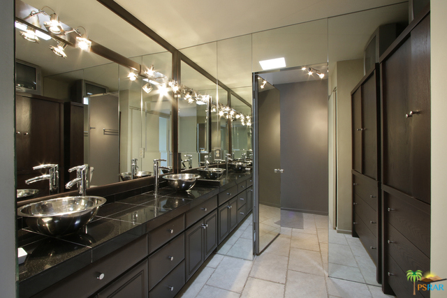 Master Bath - Dual Sinks