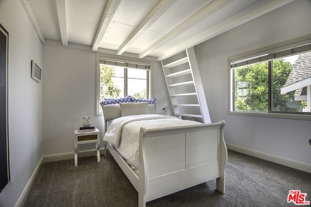 2011 FARRELL Avenue, Redondo Beach, California 90278, 4 Bedrooms Bedrooms, ,2 BathroomsBathrooms,Residential,Sold,FARRELL,17248526