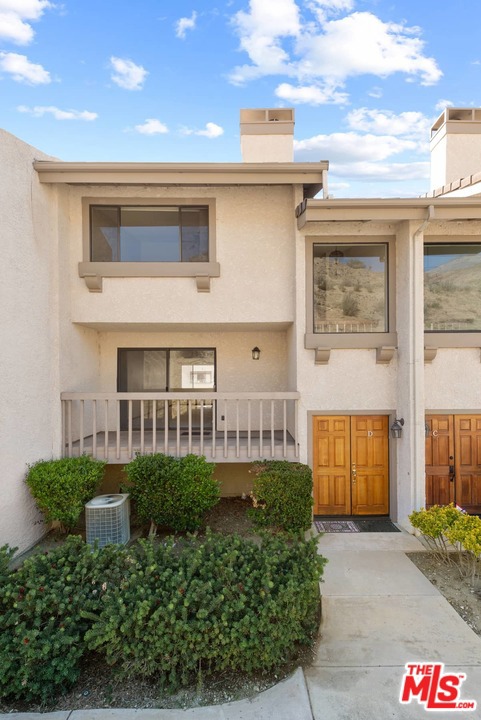 3 Bed Home for Sale in Calabasas, California