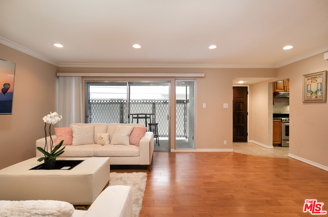 2 Bed Home for Sale in Encino, California