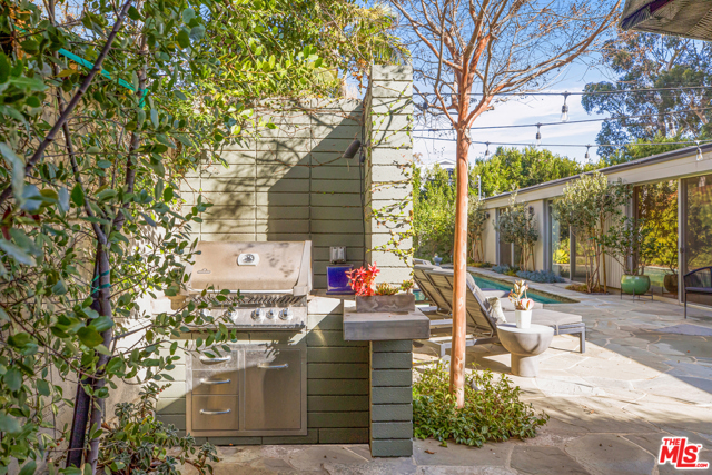 4 Bed Home for Sale in Los Angeles, California