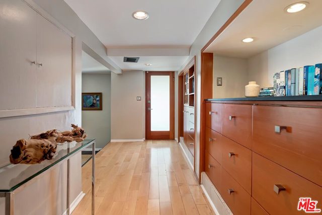 3 Bed Home for Sale in Los Angeles, California