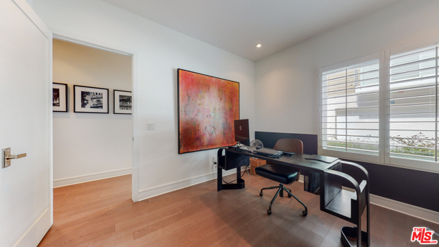 3 Bed Home for Sale in Los Angeles, California