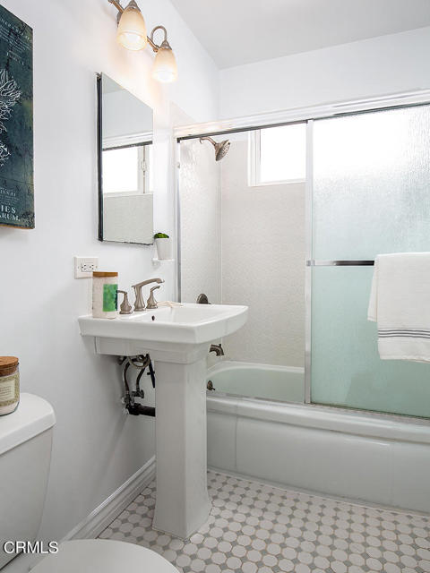 927 Marine Ave 021-mls