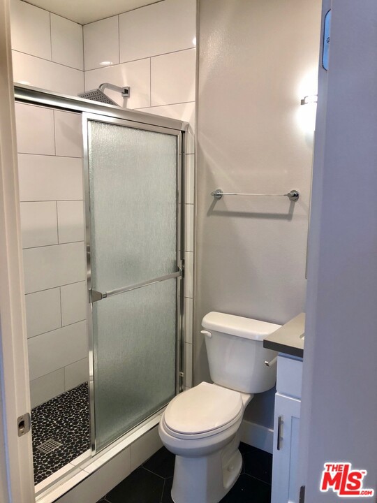  Income Home for Sale in North Hollywood, California