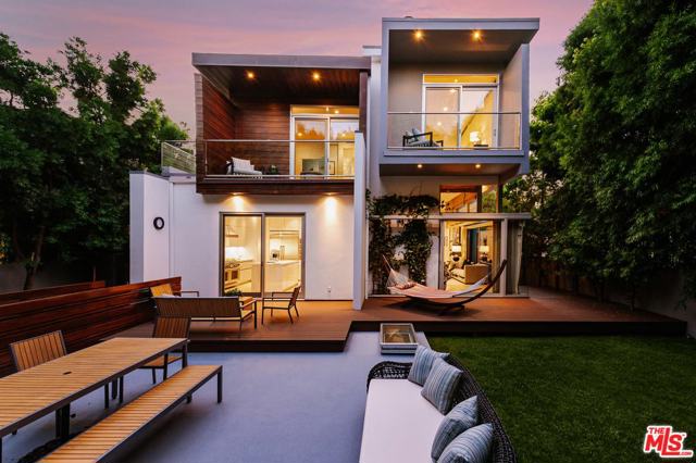 Photo of 742 VIA DE LA PAZ, Pacific Palisades, CA 90272