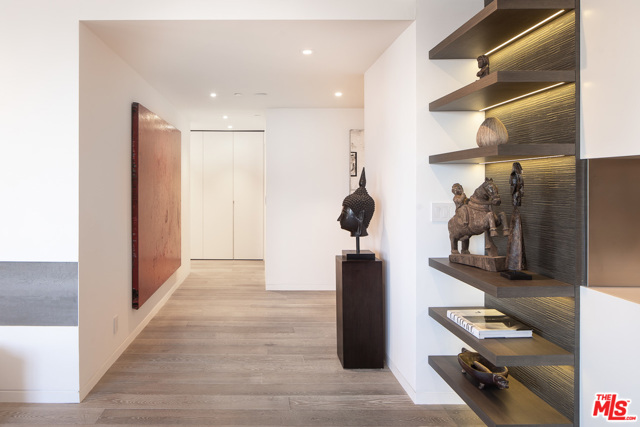 2 Bed Home for Sale in Los Angeles, California