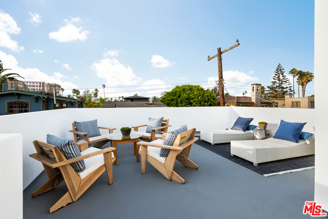 3 Bed Home for Sale in Venice, California