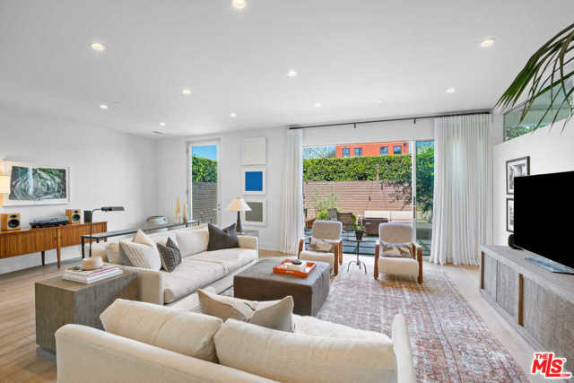3 Bed Home for Sale in Venice, California
