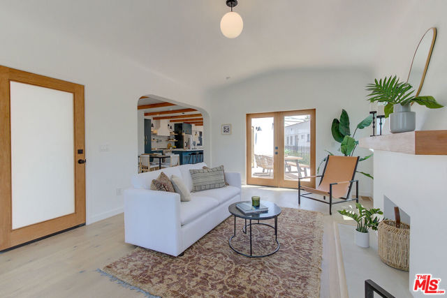 4 Bed Home for Sale in Los Angeles, California