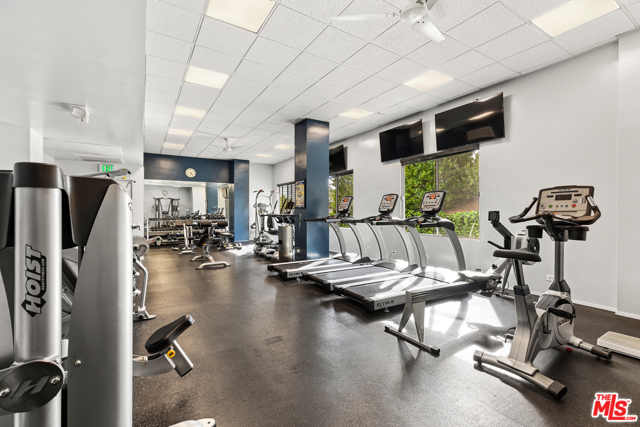 1 Bed Home for Sale in Los Angeles, California