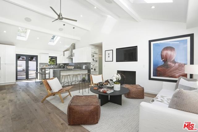 3 Bed Home for Sale in Los Angeles, California