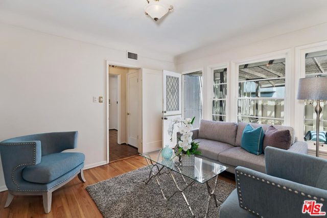 3 Bed Home for Sale in Los Angeles, California
