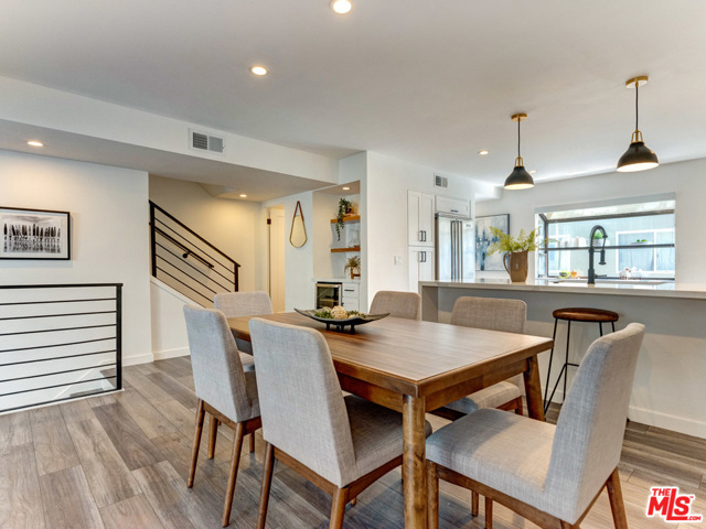 2 Bed Home for Sale in Venice, California
