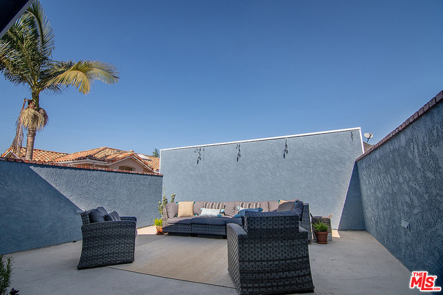 2213 DUFOUR Avenue, Redondo Beach, California 90278, 3 Bedrooms Bedrooms, ,2 BathroomsBathrooms,Residential,Sold,DUFOUR,19526494