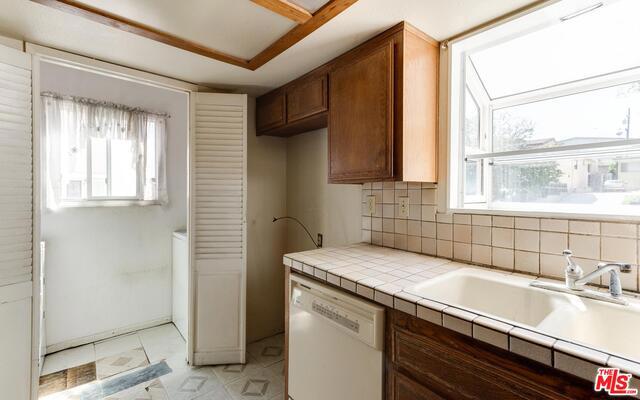 2615 VOORHEES Avenue, Redondo Beach, California 90278, 3 Bedrooms Bedrooms, ,2 BathroomsBathrooms,Residential,Sold,VOORHEES,17222300