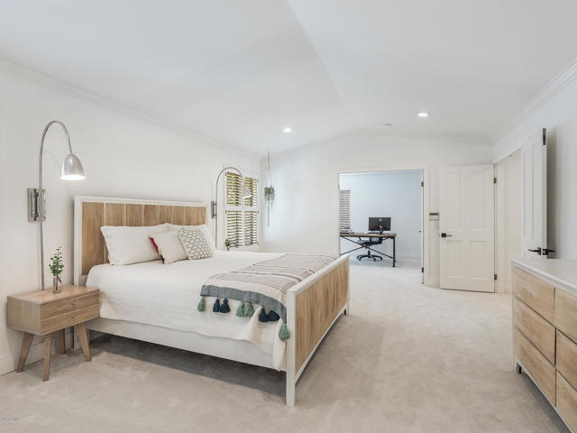 5 Bed Home for Sale in Agoura Hills, California