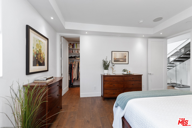 3 Bed Home for Sale in Los Angeles, California